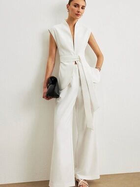 NWT Commense Belted Peplum Top – XS (Structured, Flattering Fit)